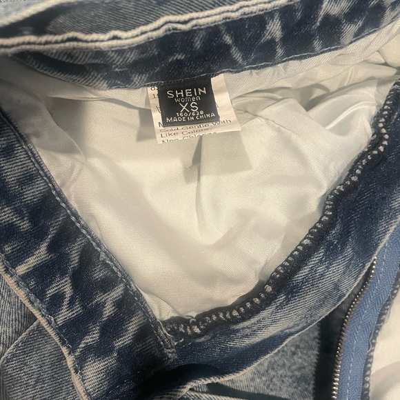 Ruffled Denim Skirt (Worn once!) - Picture 4 of 5